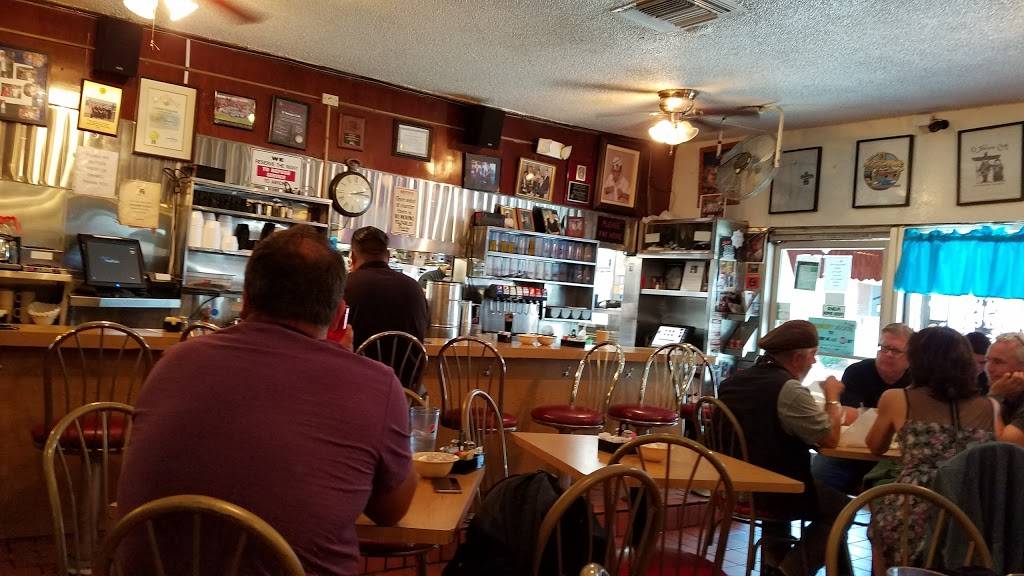 El Tepeyac Café | cafe | 812 N Evergreen Ave, Los Angeles, CA 90033, USA | 3232681960 OR +1 323-268-1960