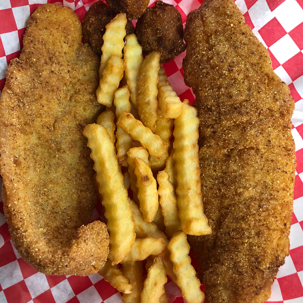 Boiler Room Crawfish | restaurant | 110 Farm to Market Rd 1488, Conroe, TX 77384, USA | 9364469188 OR +1 936-446-9188