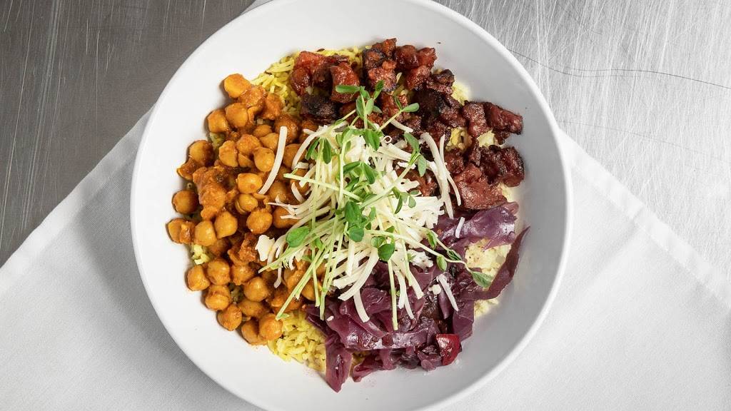 Pink FlaminGo To Go | restaurant | 17740 Woodward Ave, Detroit, MI 48203, USA | 3138261454 OR +1 313-826-1454