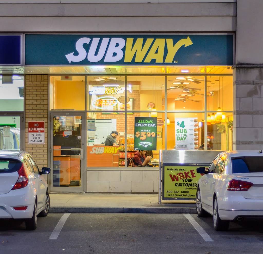 Subway | restaurant | 5602 Tenth Line W, Mississauga, ON L5M 7L9, Canada | 9052864789 OR +1 905-286-4789