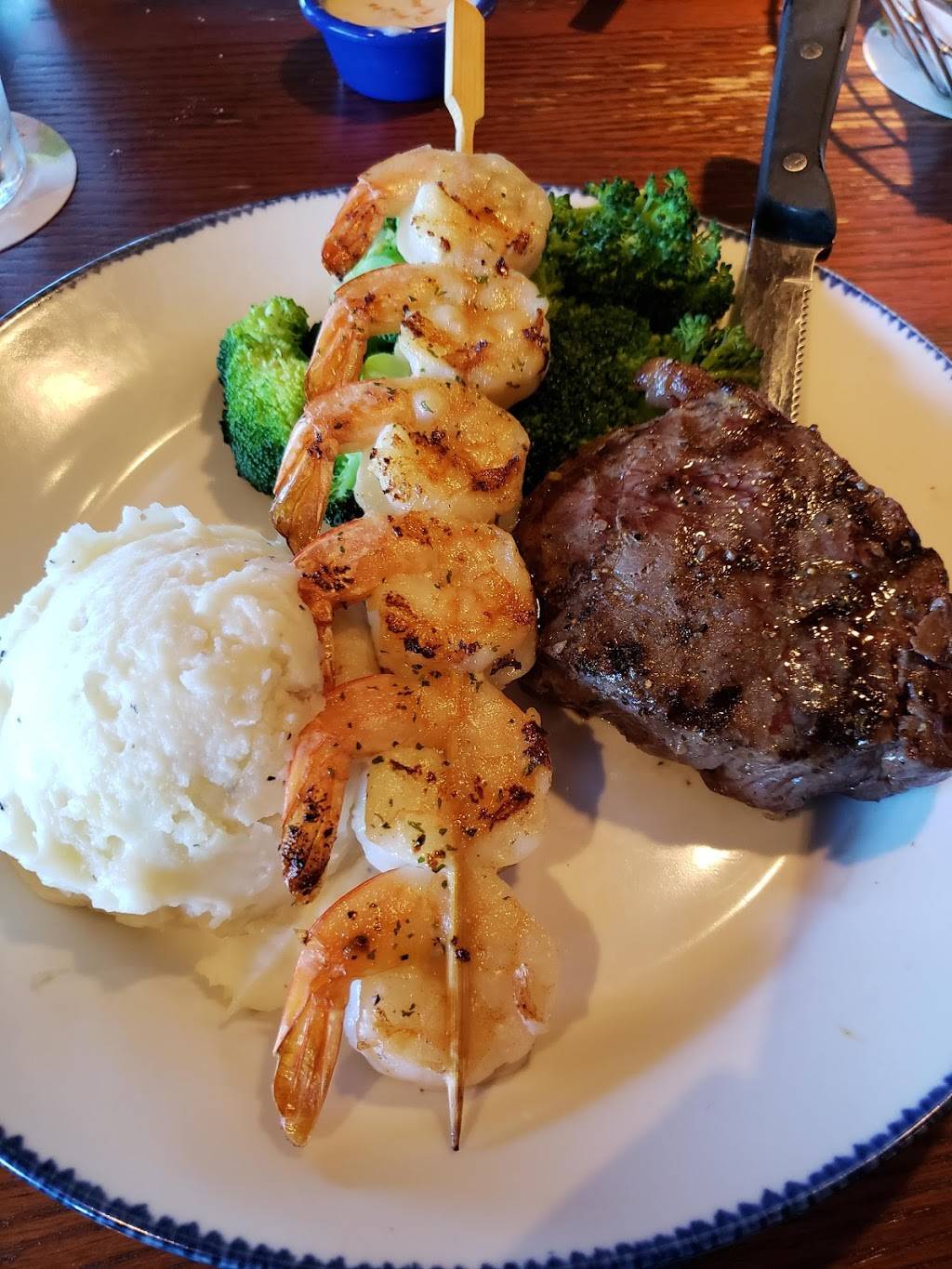 Red Lobster | restaurant | 721 US-27, Sebring, FL 33870, USA | 8633822200 OR +1 863-382-2200