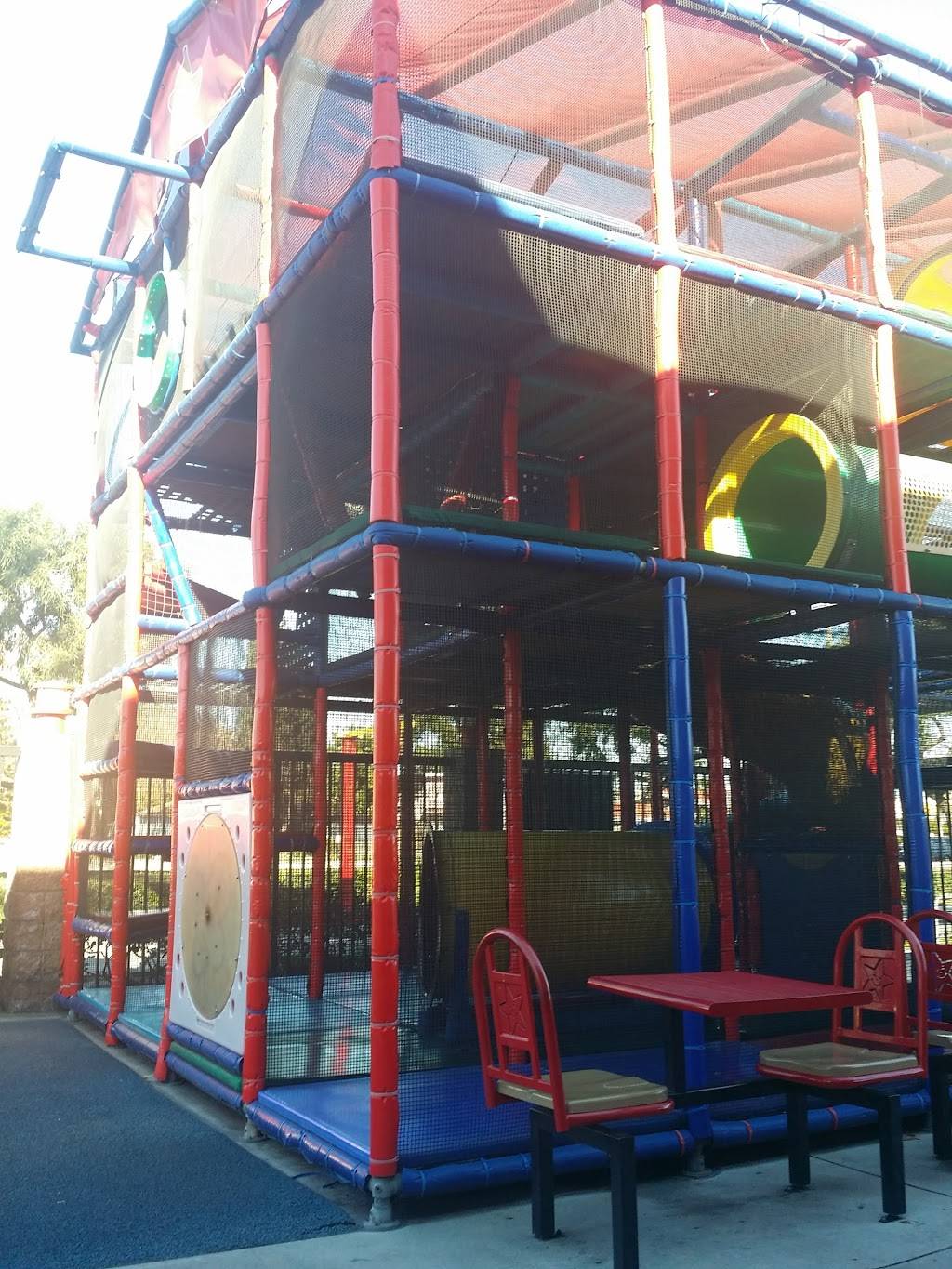 Carls Jr. | restaurant | 7201 Carson Blvd, Long Beach, CA 90808, USA | 5626270979 OR +1 562-627-0979