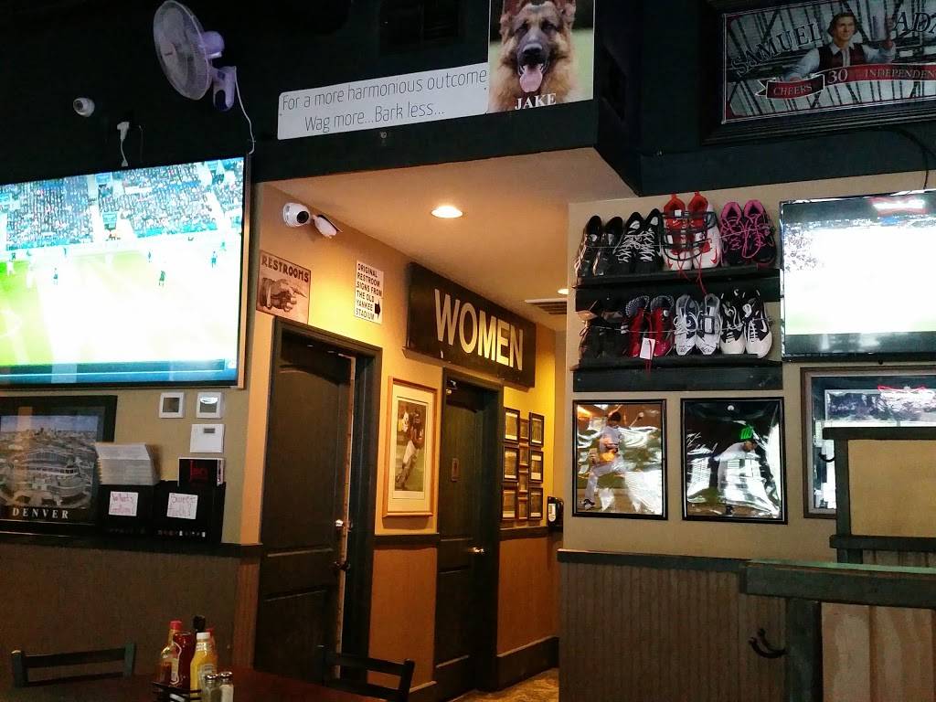 Jakes Bar and Grill | restaurant | 2305 N Gateway Ave, Harriman, TN 37748, USA | 8652458348 OR +1 865-245-8348