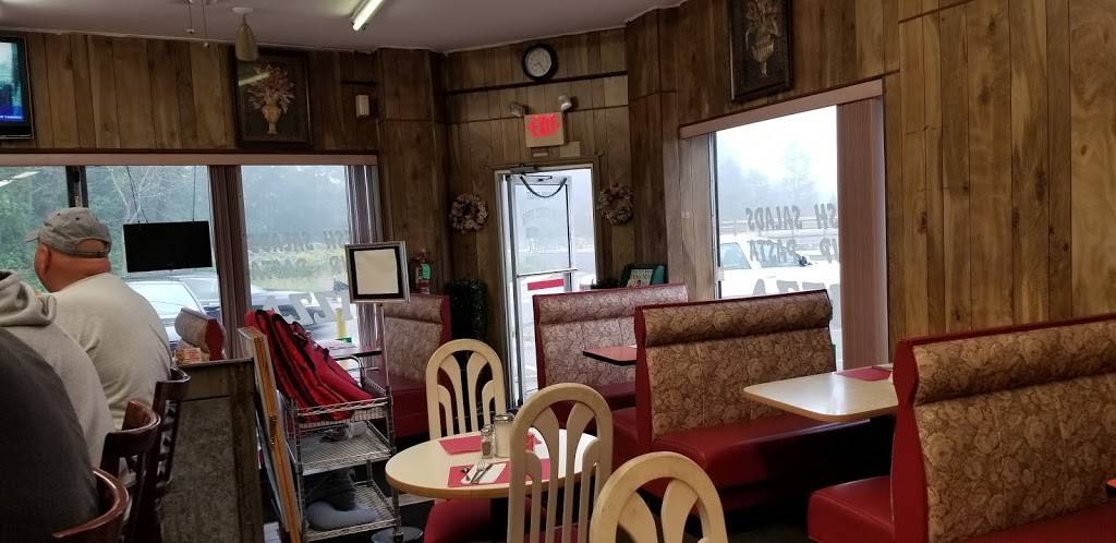 Main Street Diner | restaurant | 98 Main St, East Brunswick, NJ 08816, USA | 7322516929 OR +1 732-251-6929