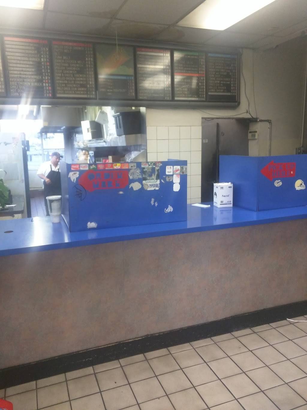 Brunos Burgers | restaurant | 450 E Manchester Blvd, Inglewood, CA 90301, USA | 3106734949 OR +1 310-673-4949