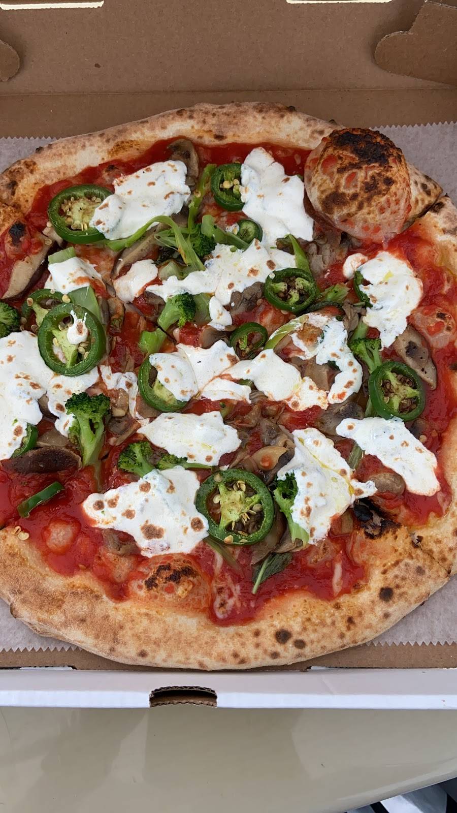 Mondo Kosher Wood Fired Pizza | restaurant | 509 Avenue P, Brooklyn, NY 11230, USA | 3477025711 OR +1 347-702-5711