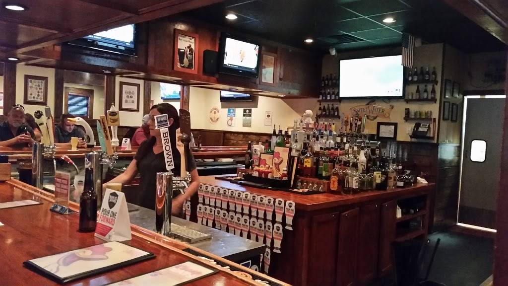 Kickin Chicken | restaurant | 6631, 800 N Main St, Summerville, SC 29483, USA | 8438756998 OR +1 843-875-6998