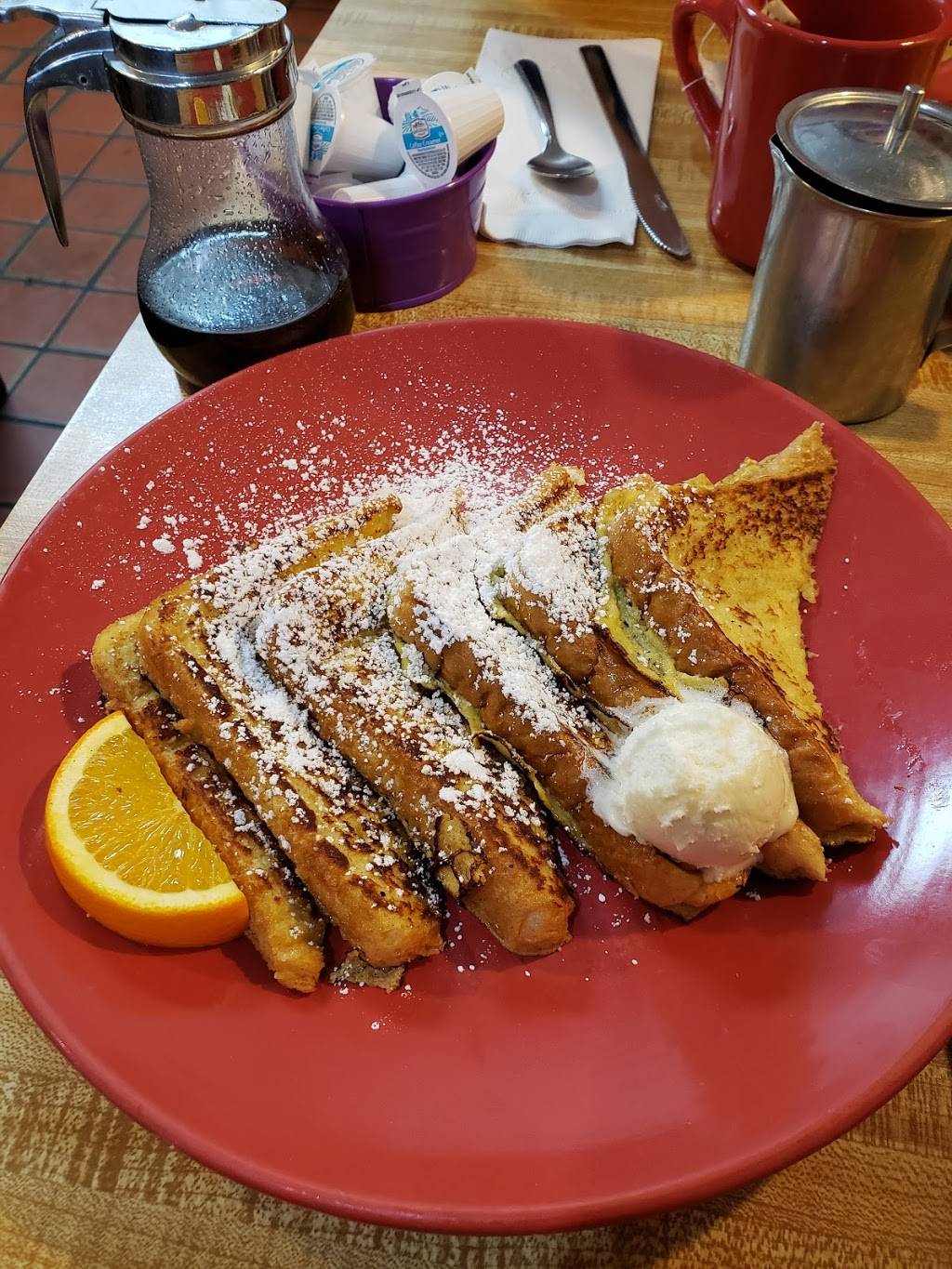 Crystal Cafe & Grill | restaurant | 2732 Douglas Dr N, Minneapolis, MN 55422, USA | 7635950655 OR +1 763-595-0655