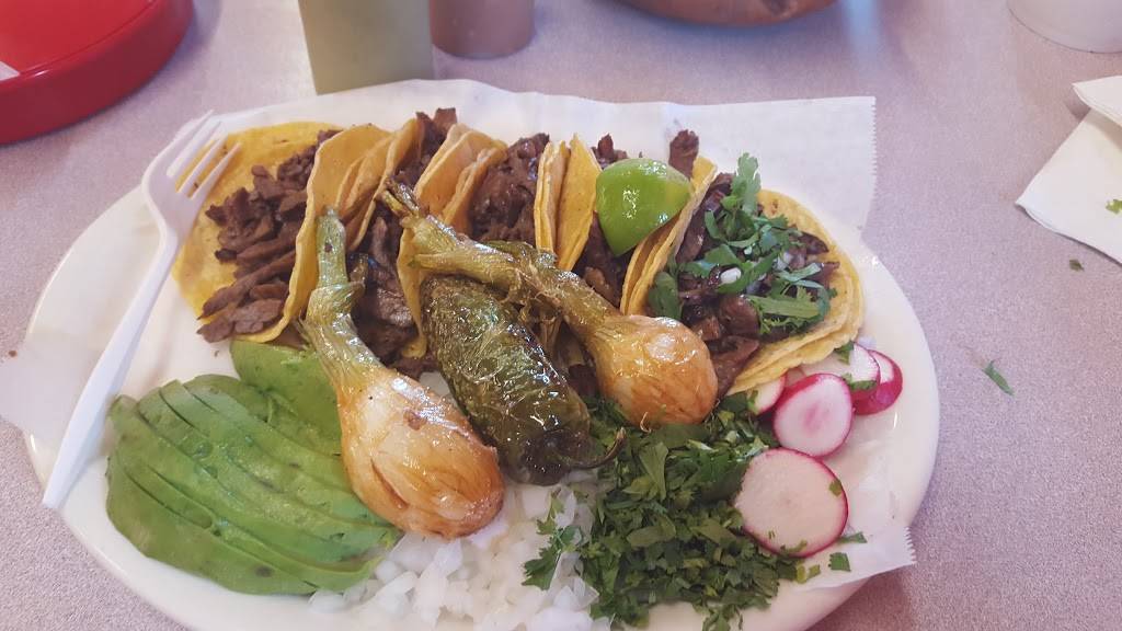 Taqueria Tequila Jalisco | restaurant | 1005 E Kingsbury St, Seguin, TX 78155, USA | 8303724132 OR +1 830-372-4132