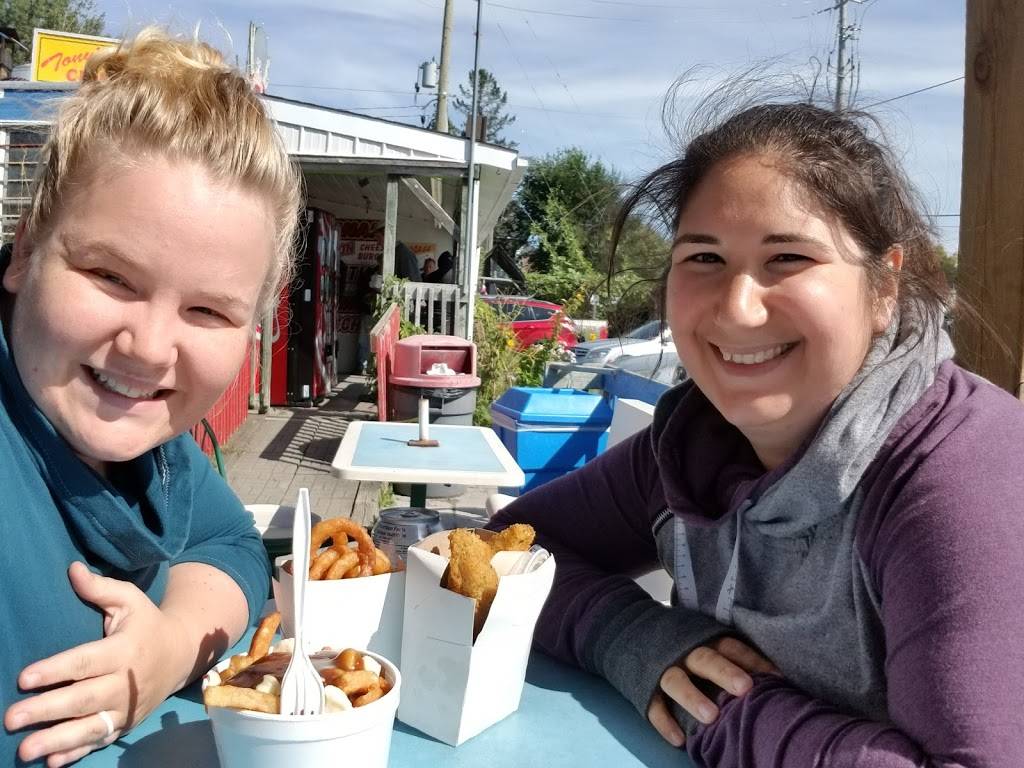 Tonys Chip Wagon | restaurant | 6137 Perth St, Richmond, ON K0A 2Z0, Canada | 6138382118 OR +1 613-838-2118