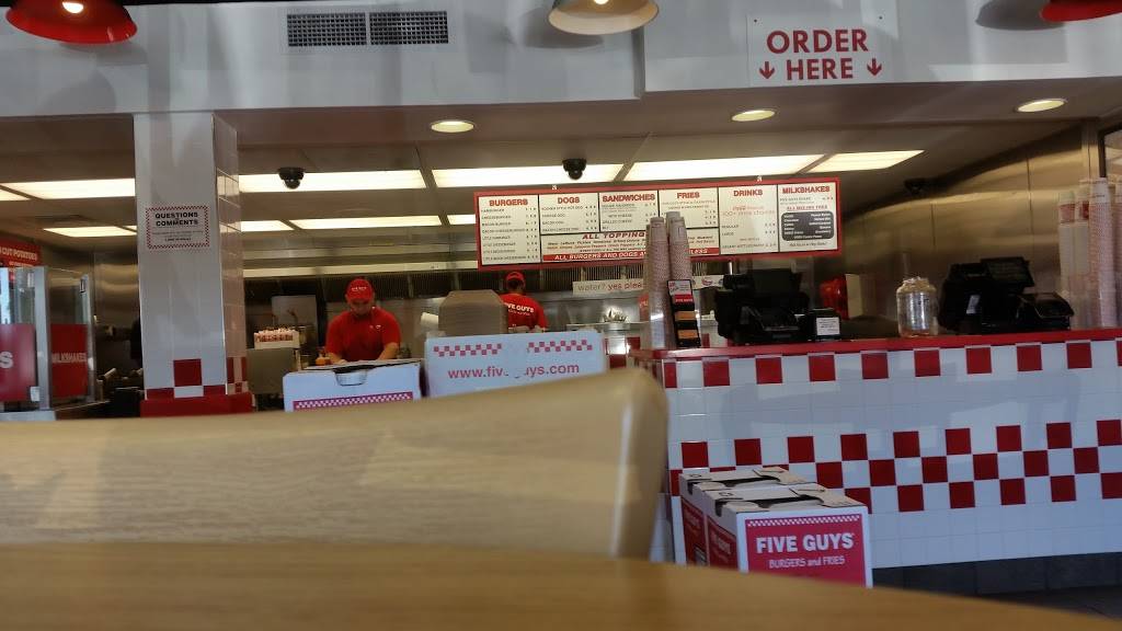 Five Guys | meal takeaway | 3841 W Kennedy Blvd, Tampa, FL 33609, USA | 8138790300 OR +1 813-879-0300