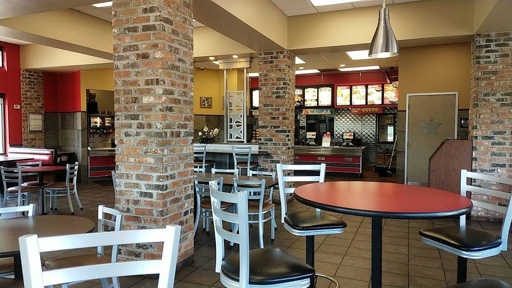 Hardees | restaurant | 6760 Clinton Hwy, Knoxville, TN 37912, USA | 8659474237 OR +1 865-947-4237