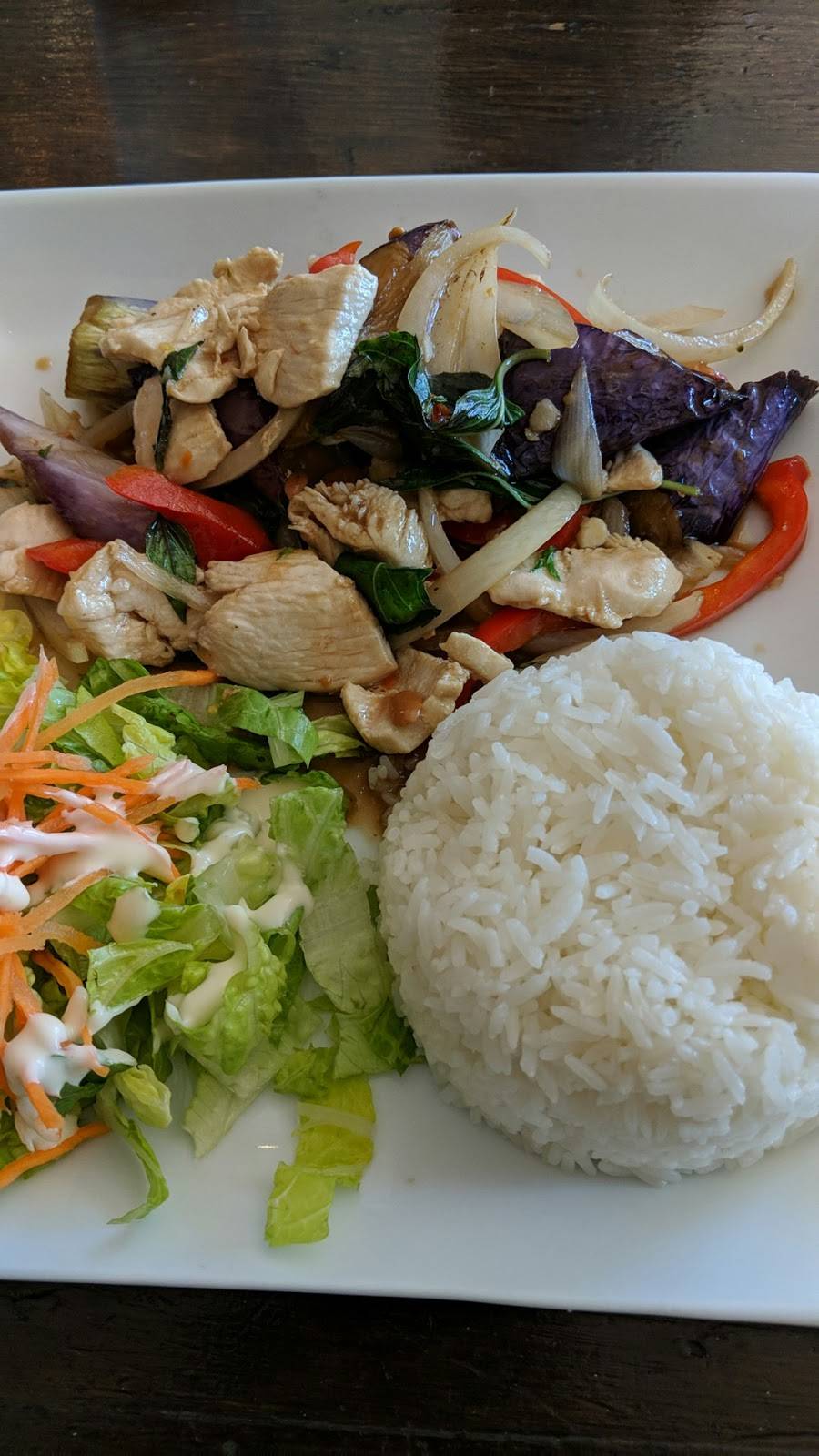 Palm Thai Bistro | meal takeaway | 5089 Business Center Dr #105, Fairfield, CA 94534, USA | 7078648777 OR +1 707-864-8777