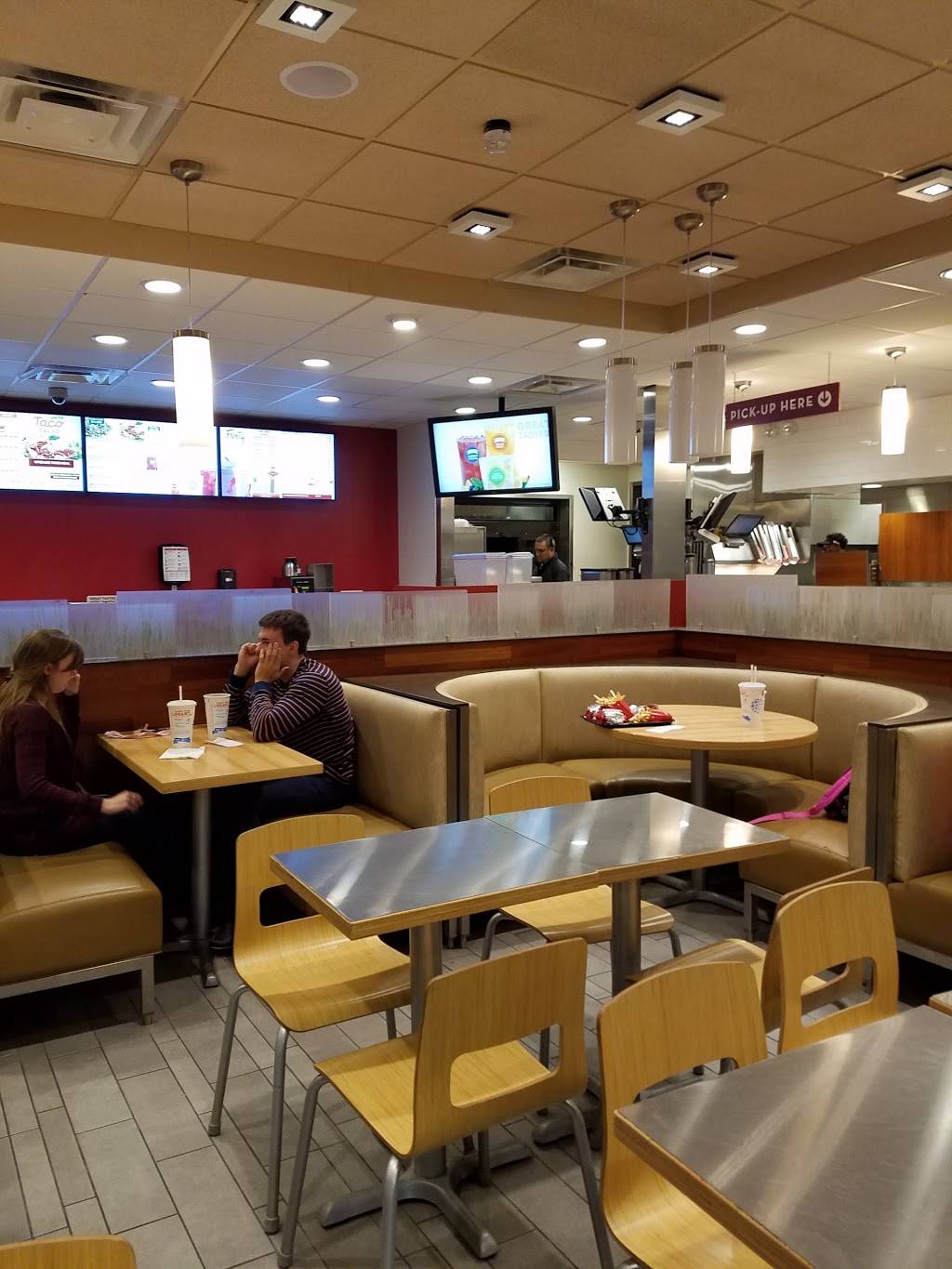 Wendys | restaurant | 1204 N, US-377, Roanoke, TX 76262, USA | 6822375508 OR +1 682-237-5508