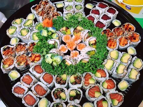 Sushi Karu | restaurant | 378 Oakwood Ave, York, ON M6E 2W3, Canada | 6473525278 OR +1 647-352-5278