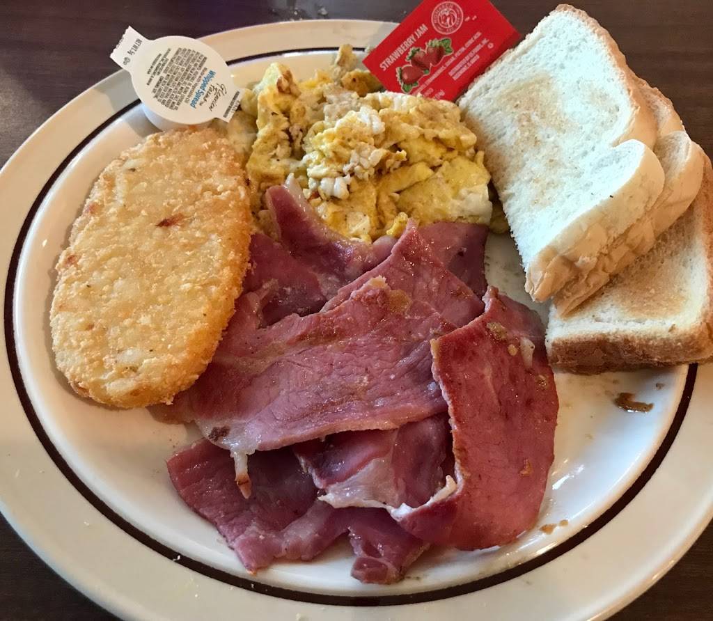 Whistlestop Grill | restaurant | 1200 Crozet Ave, Crozet, VA 22932, USA | 4348239000 OR +1 434-823-9000