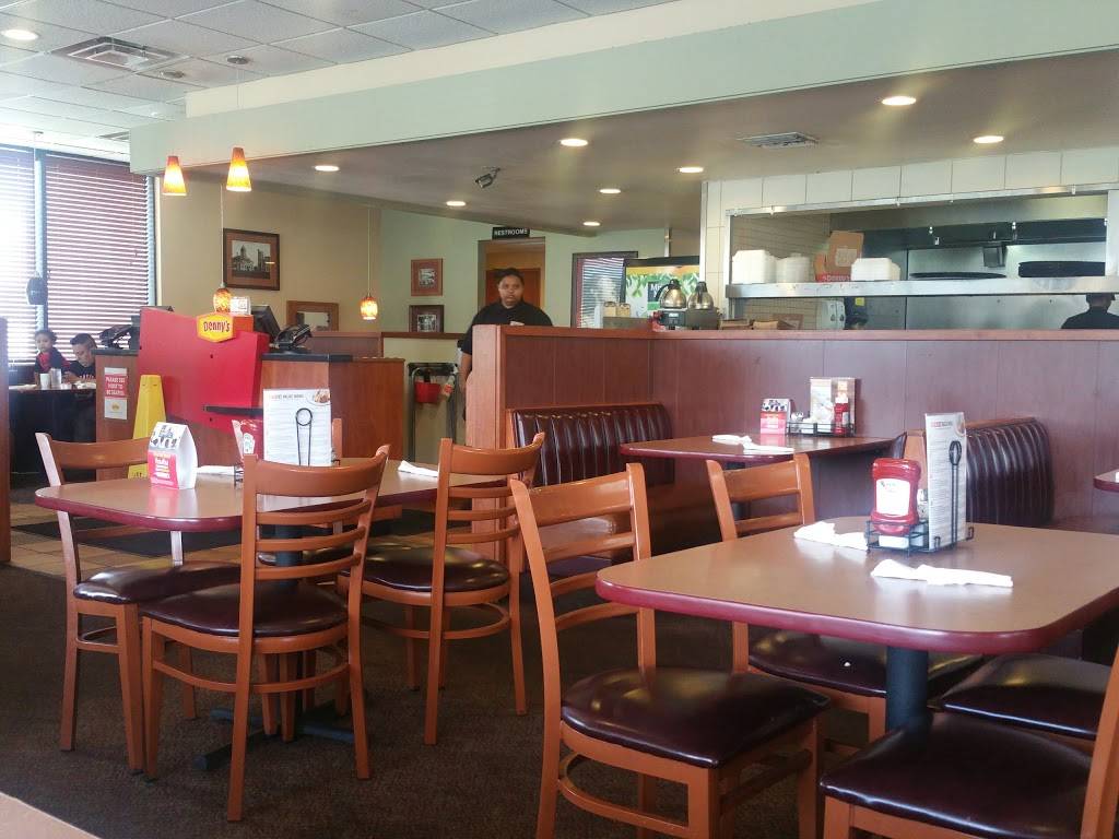 Dennys | restaurant | 8215 Dix Ellis Trail, Jacksonville, FL 32256, USA | 9044485915 OR +1 904-448-5915