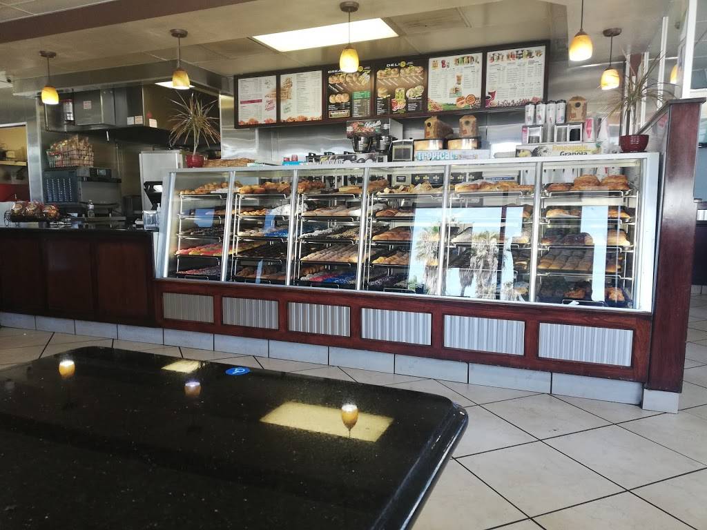 Winchells Donut House | cafe | 13070 Valley Blvd, La Puente, CA 91746, USA | 6263369081 OR +1 626-336-9081