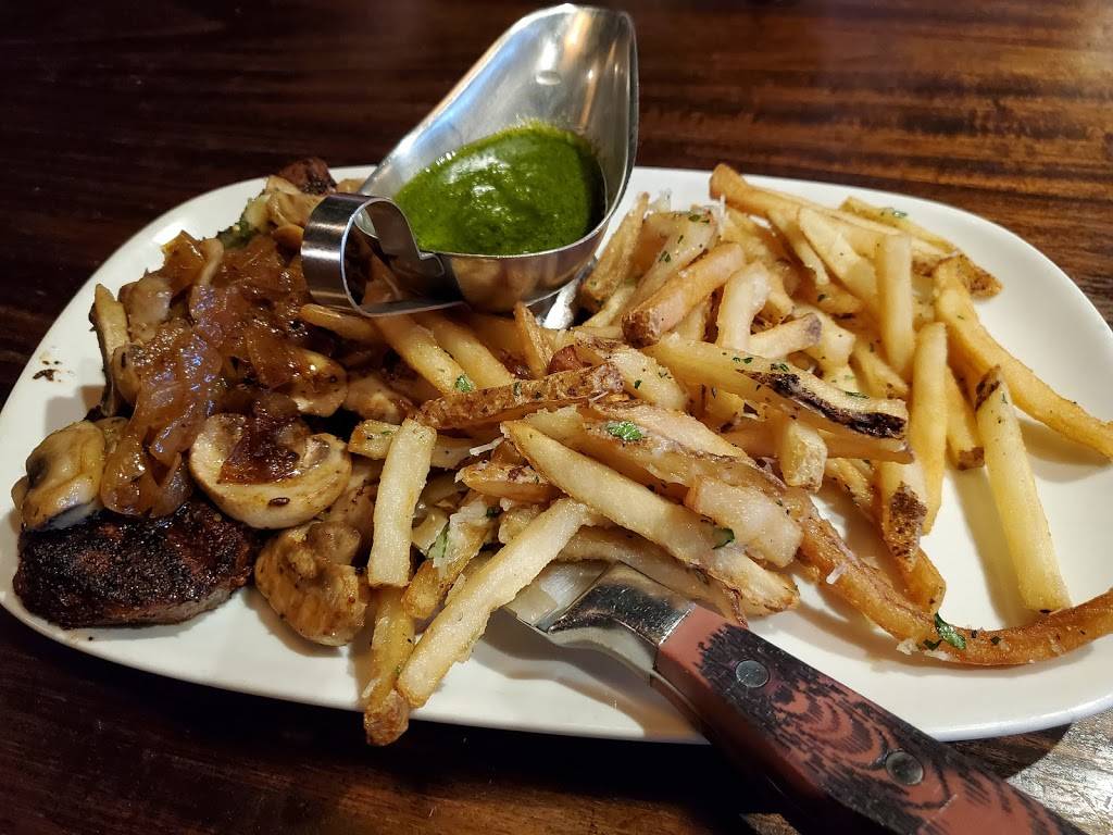 MR MIKES SteakhouseCasual | restaurant | 800 Niagara Street N Seaway Mall, Pad 1, Welland, ON L3C 5Z4, Canada | 2898208886 OR +1 289-820-8886