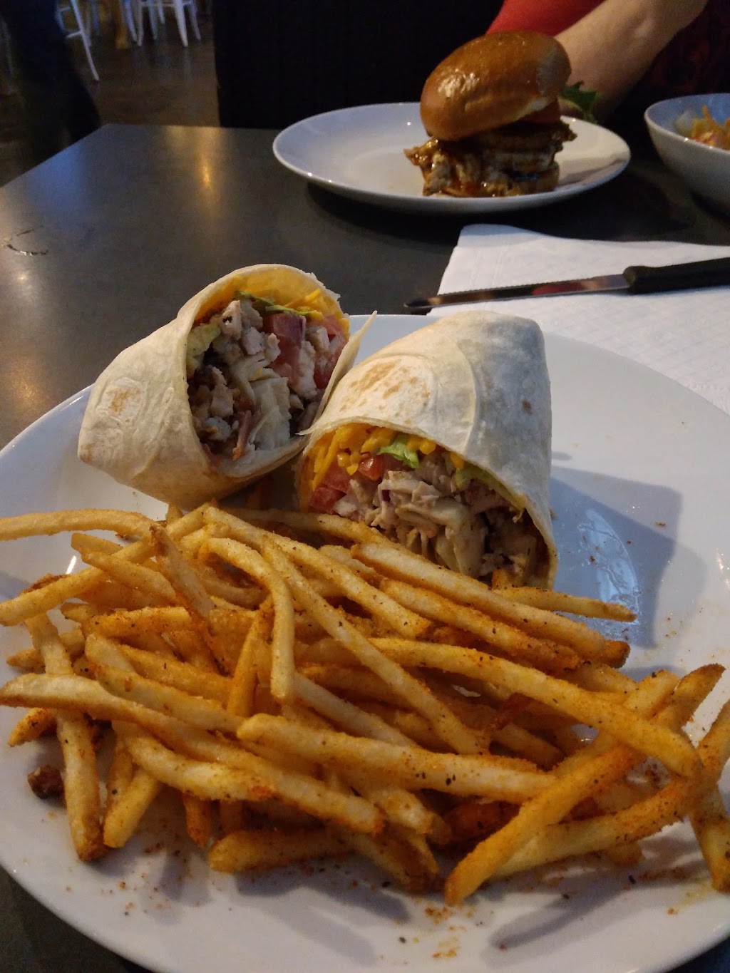 The Parkstone Grille | restaurant | 224 Parkstone Pl, Jackson, TN 38305, USA | 7313000132 OR +1 731-300-0132