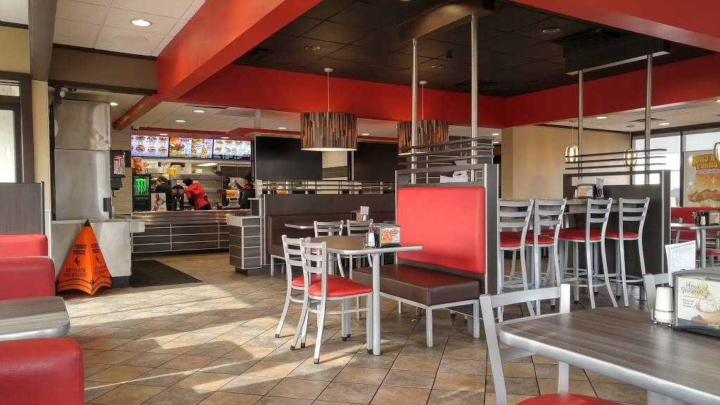 Hardees | restaurant | 508 Waldron Rd, La Vergne, TN 37086, USA | 6157935399 OR +1 615-793-5399