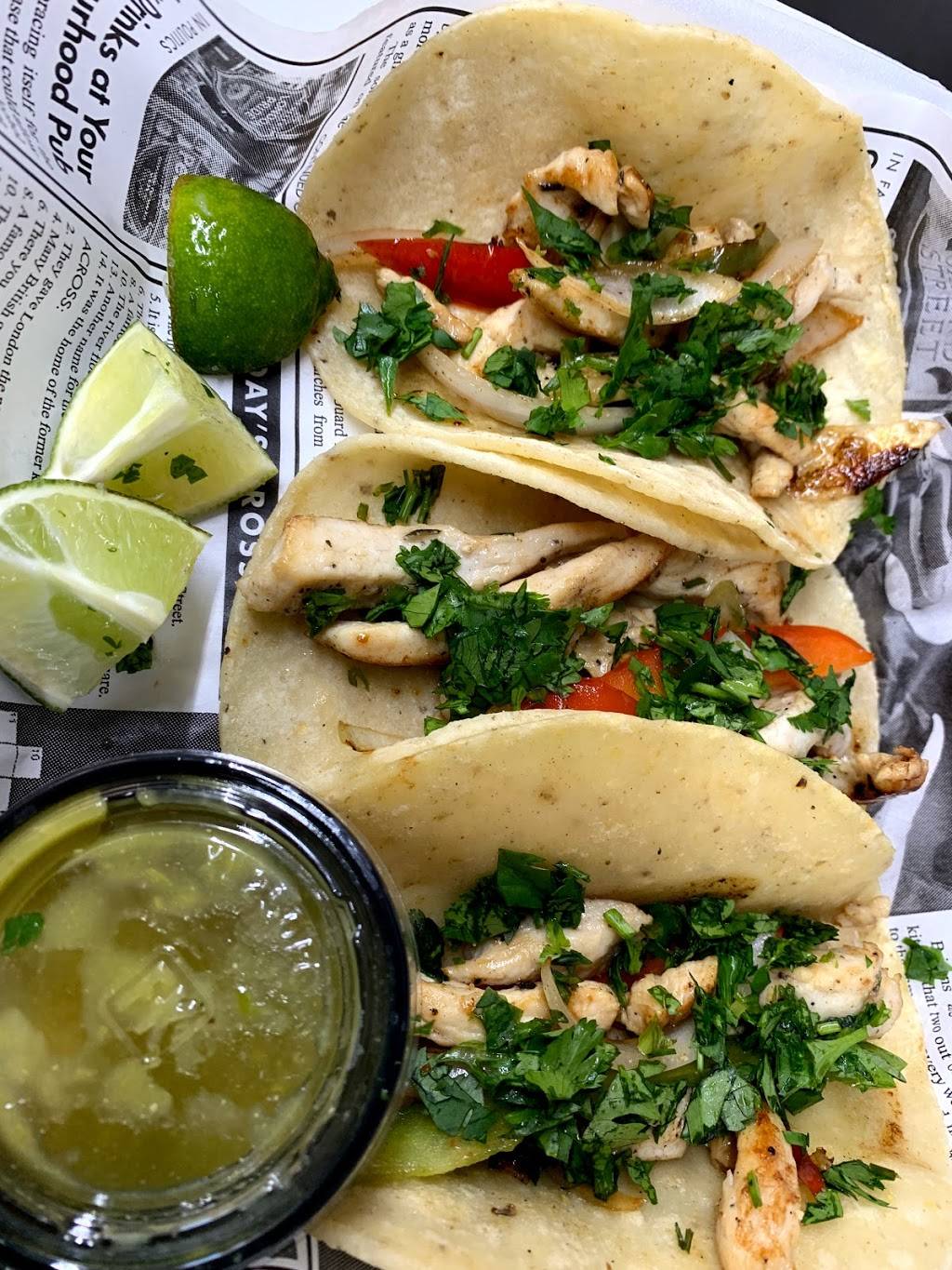 Los Marquez Food Truck | restaurant | 10523 State Hwy 205, Lavon, TX 75166, USA | 2145789490 OR +1 214-578-9490