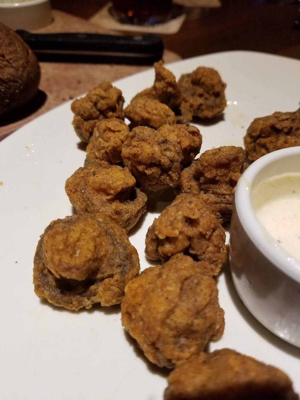 Outback Steakhouse | restaurant | 4621 Shelbyville Rd, Louisville, KY 40207, USA | 5028954329 OR +1 502-895-4329