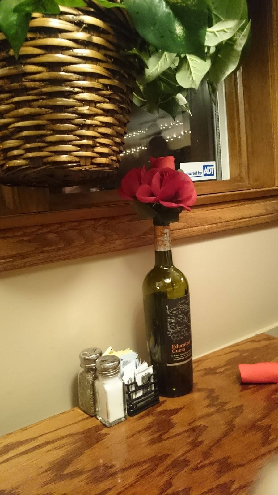 W. Ricks Taproom and Grill | restaurant | 269 Meridian Rd, Butler, PA 16001, USA | 7244822970 OR +1 724-482-2970