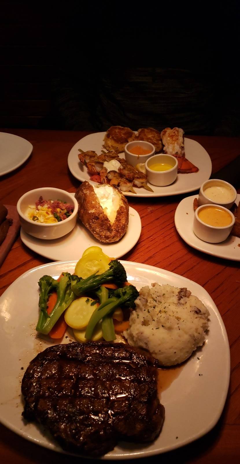 Outback Steakhouse | restaurant | 9006 E 71st St, Tulsa, OK 74133, USA | 9182544741 OR +1 918-254-4741