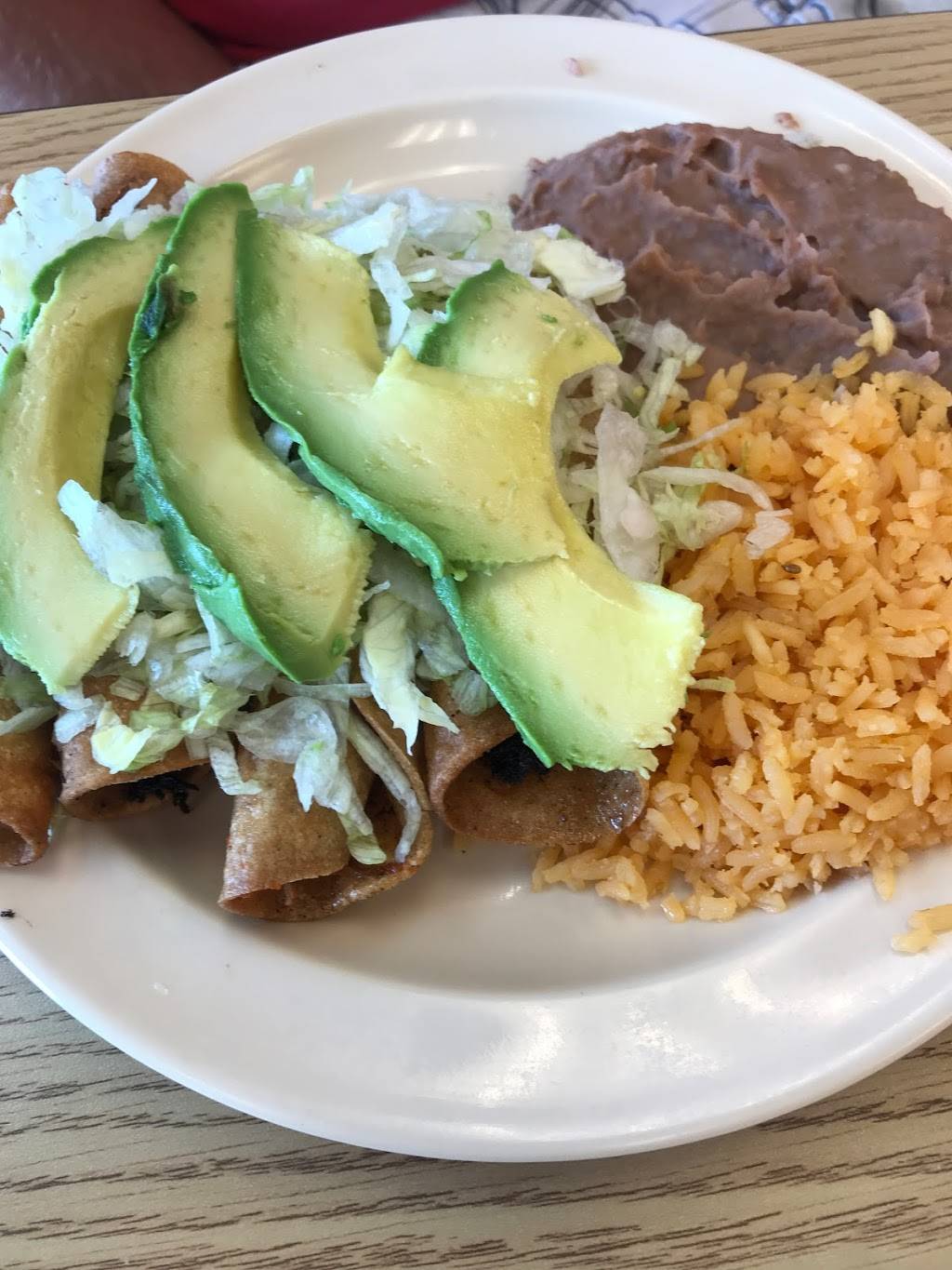 Burritos Arandas | restaurant | 1112 Douglas Rd, Oswego, IL 60543, USA | 6305540037 OR +1 630-554-0037