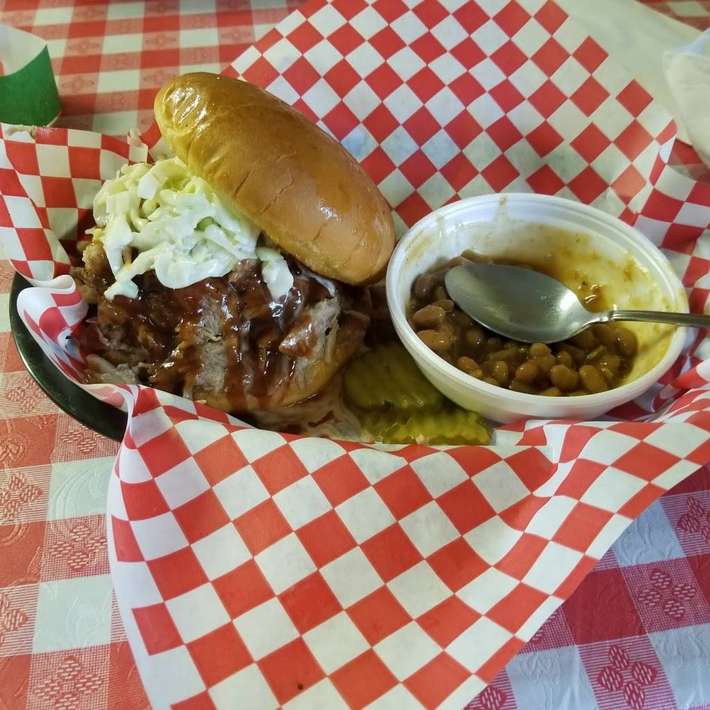 BowlesBoyzBBQ | restaurant | 1930 Pinewood Dr, Charleston, WV 25320, USA | 3049842227 OR +1 304-984-2227