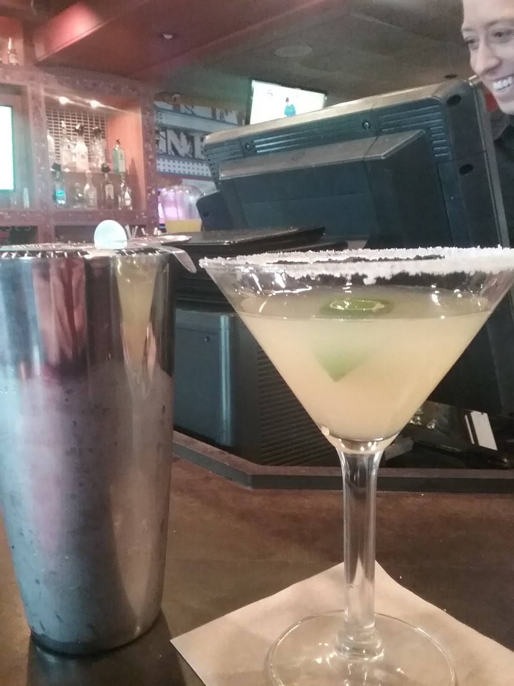 Applebees Grill + Bar | restaurant | 30 Crestview Hills Mall Rd, Crestview Hills, KY 41017, USA | 8593416708 OR +1 859-341-6708