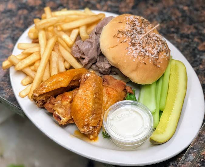 Squires Tap Room | restaurant | 127 Niagara St, Tonawanda, NY 14150, USA | 7166922093 OR +1 716-692-2093