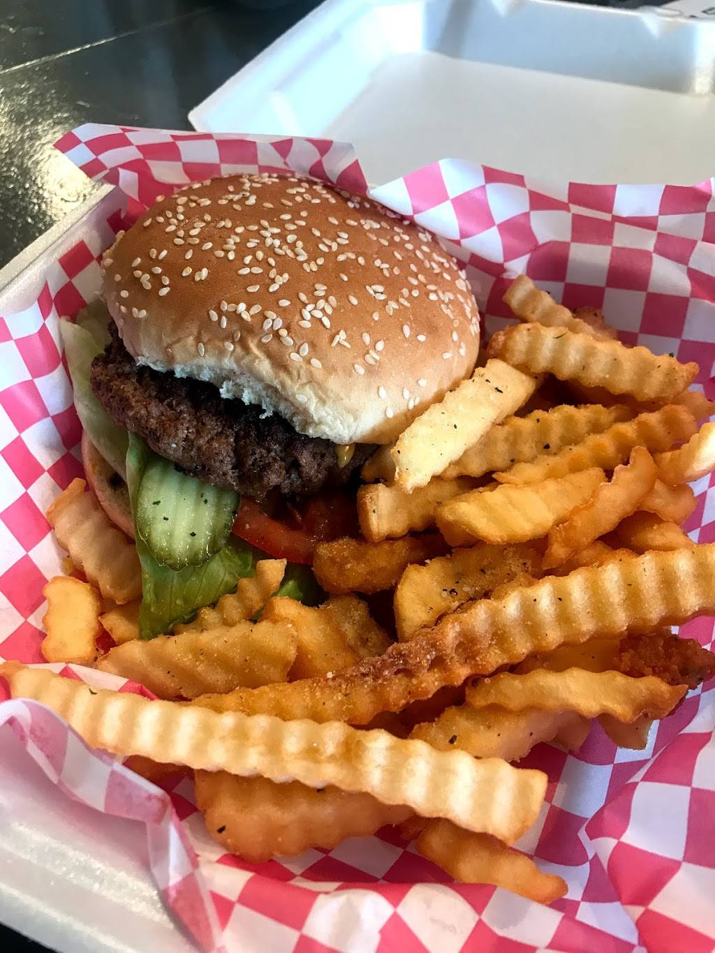 Freakyz Wingz | restaurant | 2517 Martin Luther King Jr Ave, Knoxville, TN 37914, USA | 8657714428 OR +1 865-771-4428