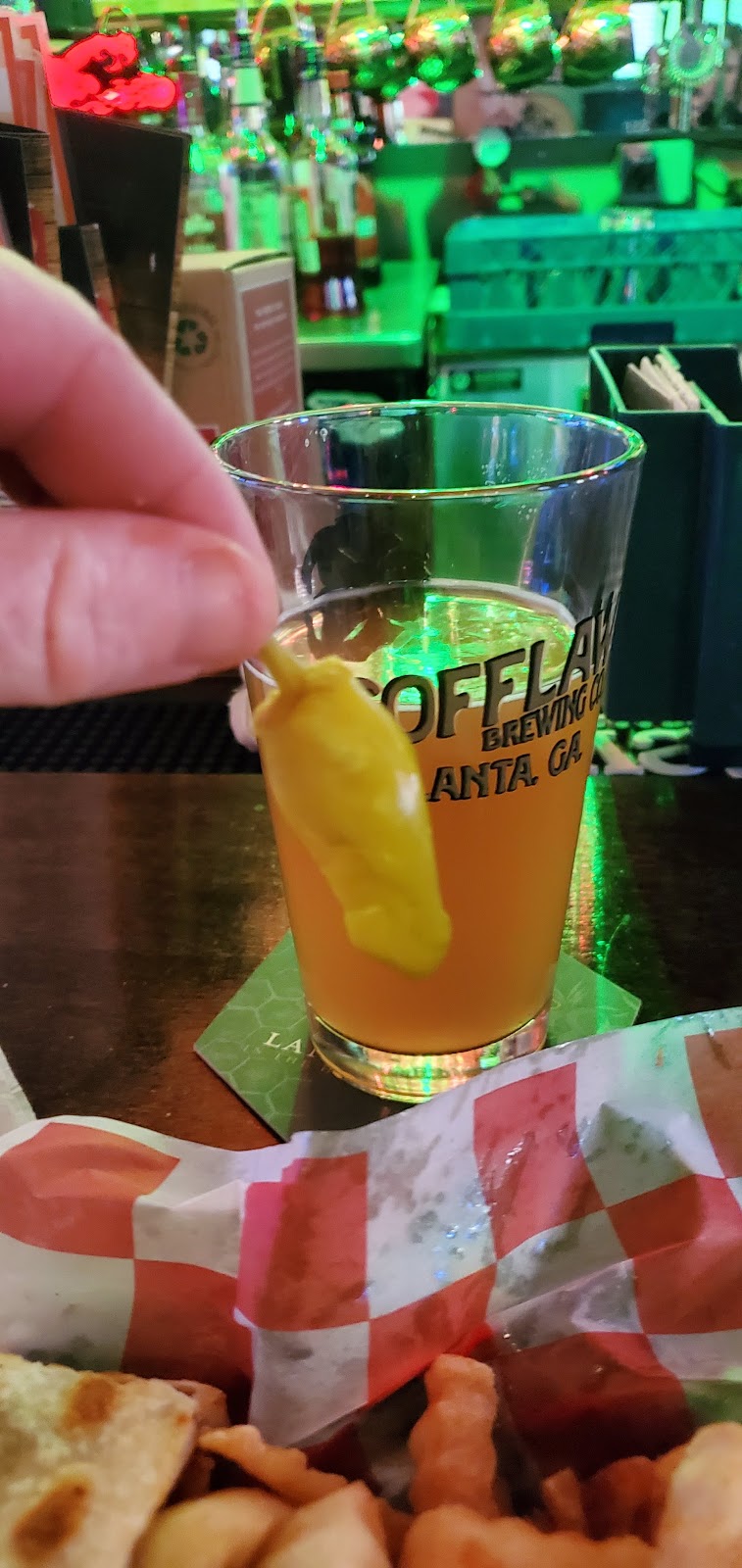 The Corner Pub | restaurant | 4109 Hillsboro Pike, Nashville, TN 37215, USA | 6152989698 OR +1 615-298-9698