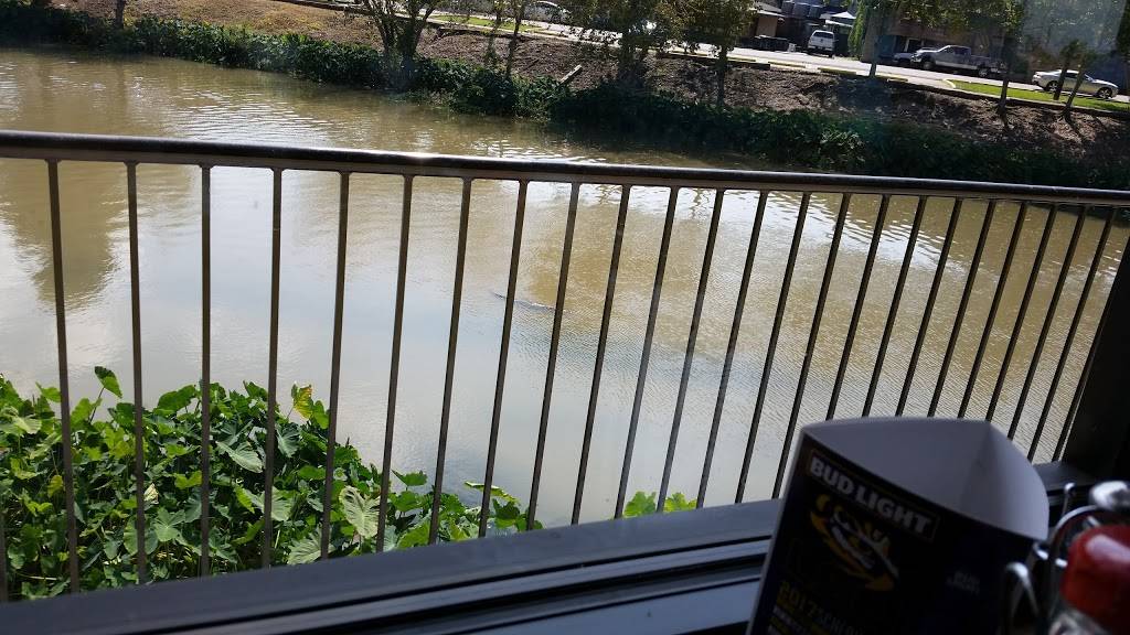 Rotolos Pizzeria | restaurant | 100 E Bayou Rd, Thibodaux, LA 70301, USA | 9854471487 OR +1 985-447-1487