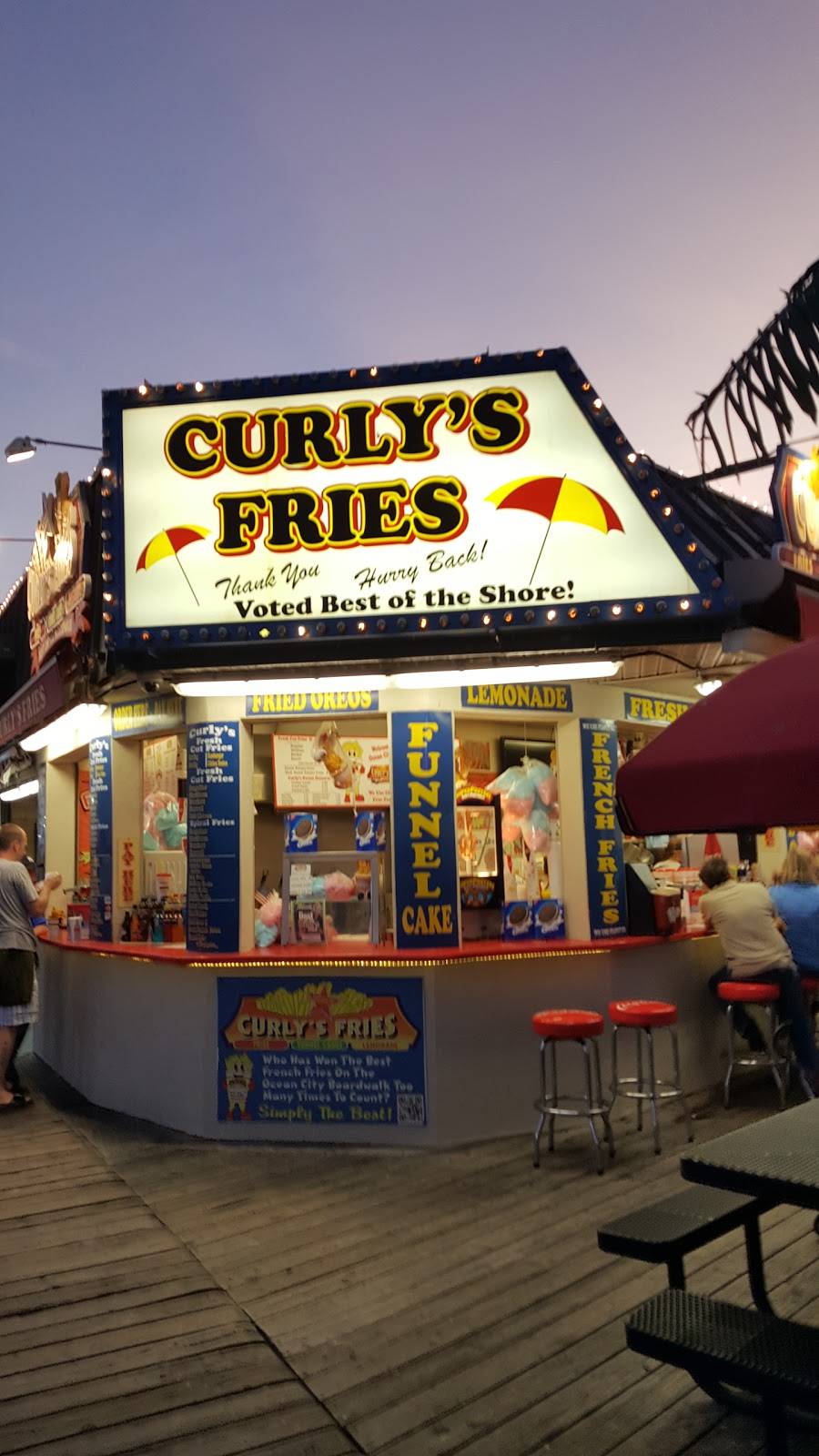 Curlys Fries - Colony Walk | restaurant | 3573, 944 Boardwalk, Ocean City, NJ 08226, USA | 6093981972 OR +1 609-398-1972