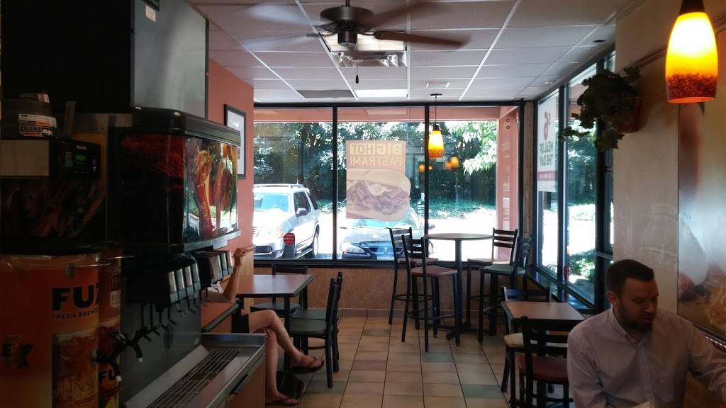 Subway | meal takeaway | 30365 SE High Point Way, Preston, WA 98050, USA | 4252223888 OR +1 425-222-3888