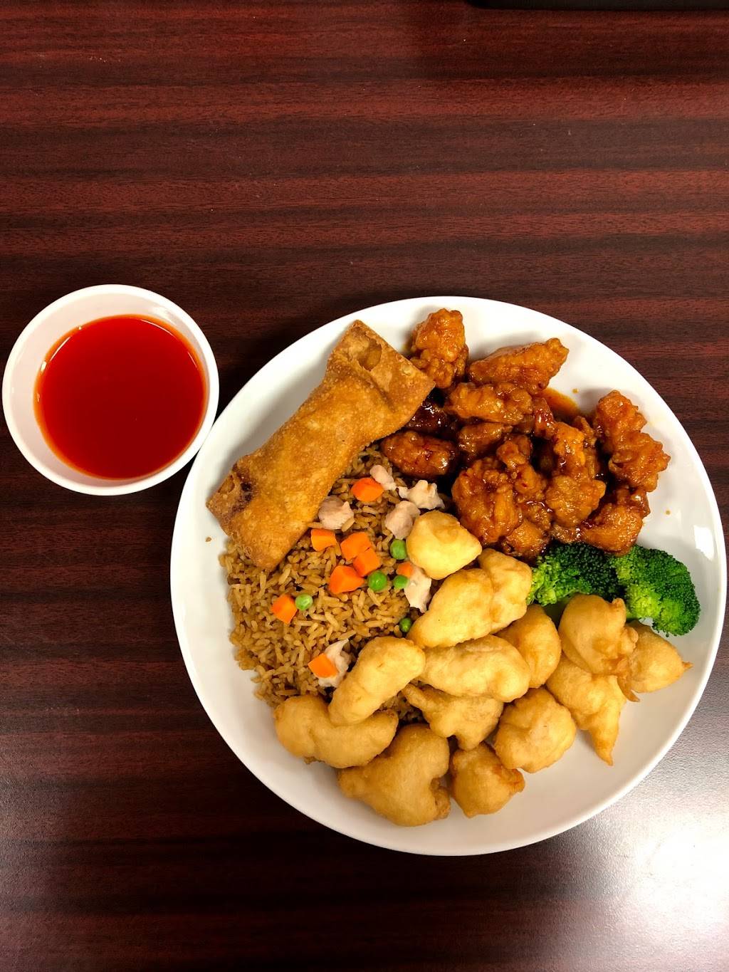 Empire Chef | restaurant | Canada, Ontario, Aurora, Yonge St, CA邮政编码: L4G 1N3 | 9055036888 OR +1 905-503-6888