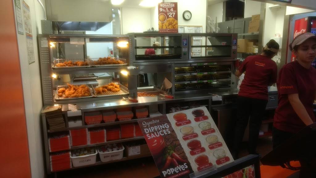 Popeyes | restaurant | 2900 Warden Ave Unit #149, Scarborough, ON M1W 2S8, Canada | 4165463600 OR +1 416-546-3600