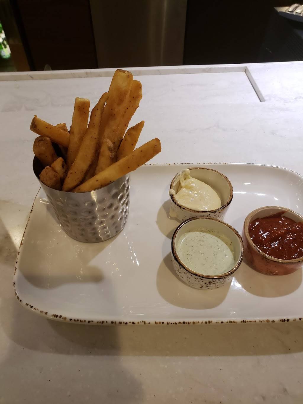 The Bistro – Eat. Drink. Connect.® | restaurant | 4641 Kenmore Ave, Alexandria, VA 22304, USA | 7037514510 OR +1 703-751-4510