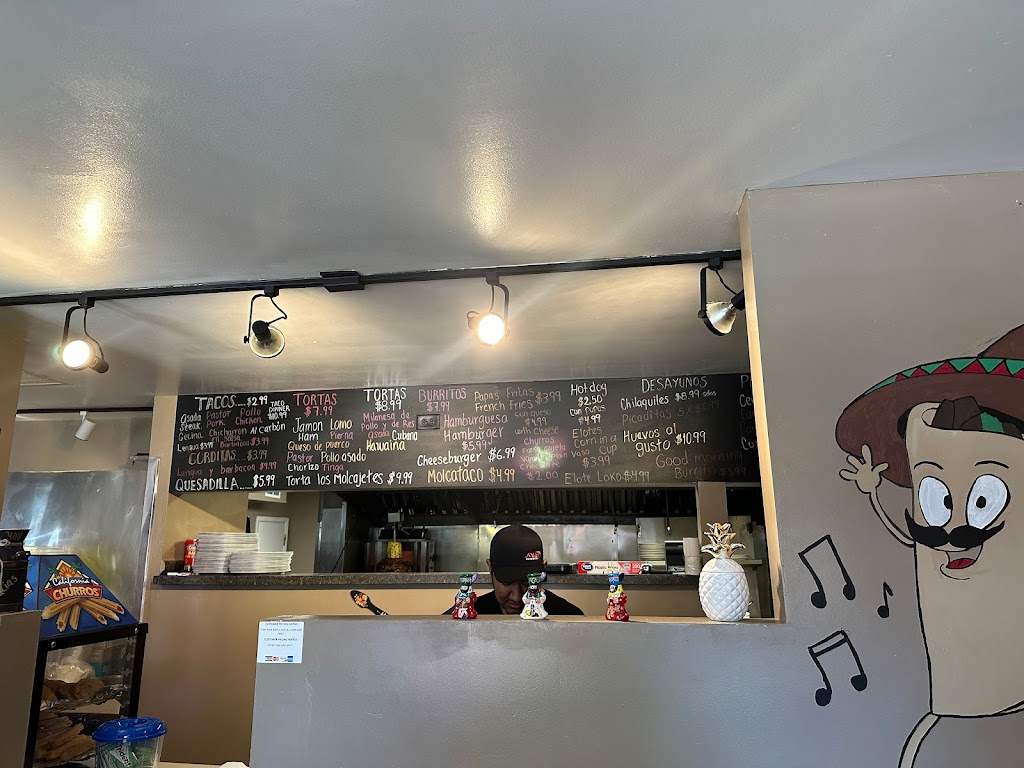 Taqueria Los Molcajetes | restaurant | 571 E 13th St, Lockport, IL 60441, USA | 8152122877 OR +1 815-212-2877