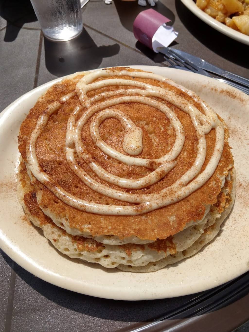 Jacquelines | restaurant | 138 Greenwood Ave, Bethel, CT 06801, USA | 2037925541 OR +1 203-792-5541