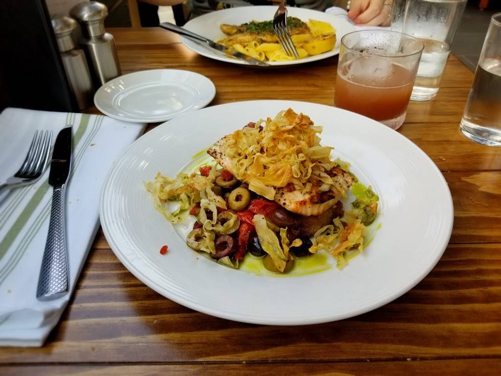 VIVO Italian Kitchen | restaurant | 100 Universal City Plaza, Los Angeles, CA 90068, USA | 8186220424 OR +1 818-622-0424