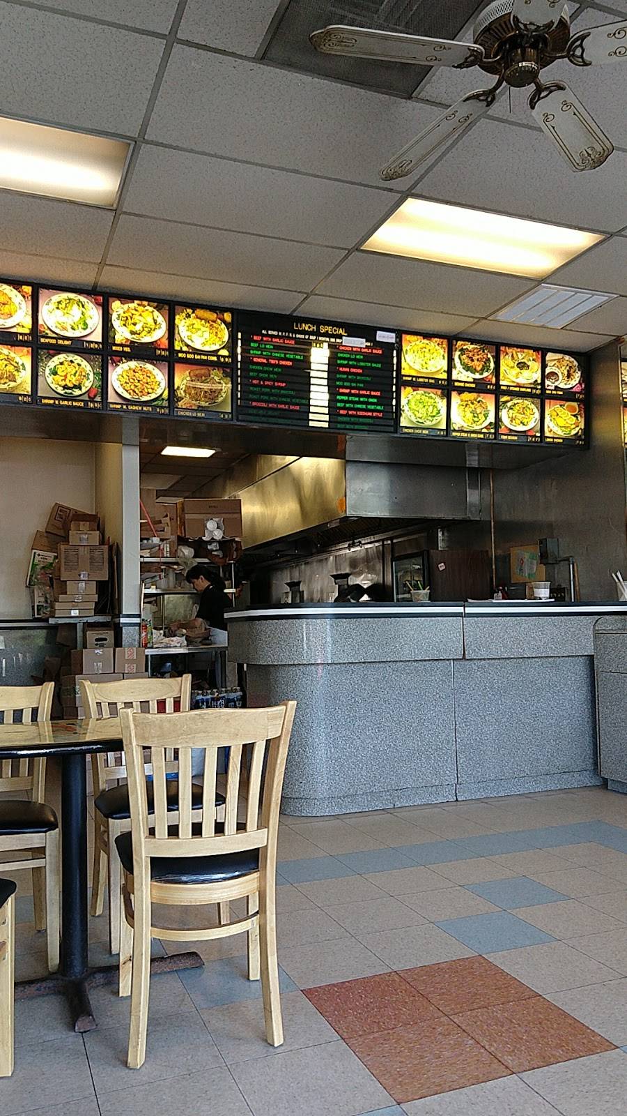 New China | restaurant | 3412 Waterlick Rd # D, Lynchburg, VA 24502, USA | 4342390709 OR +1 434-239-0709