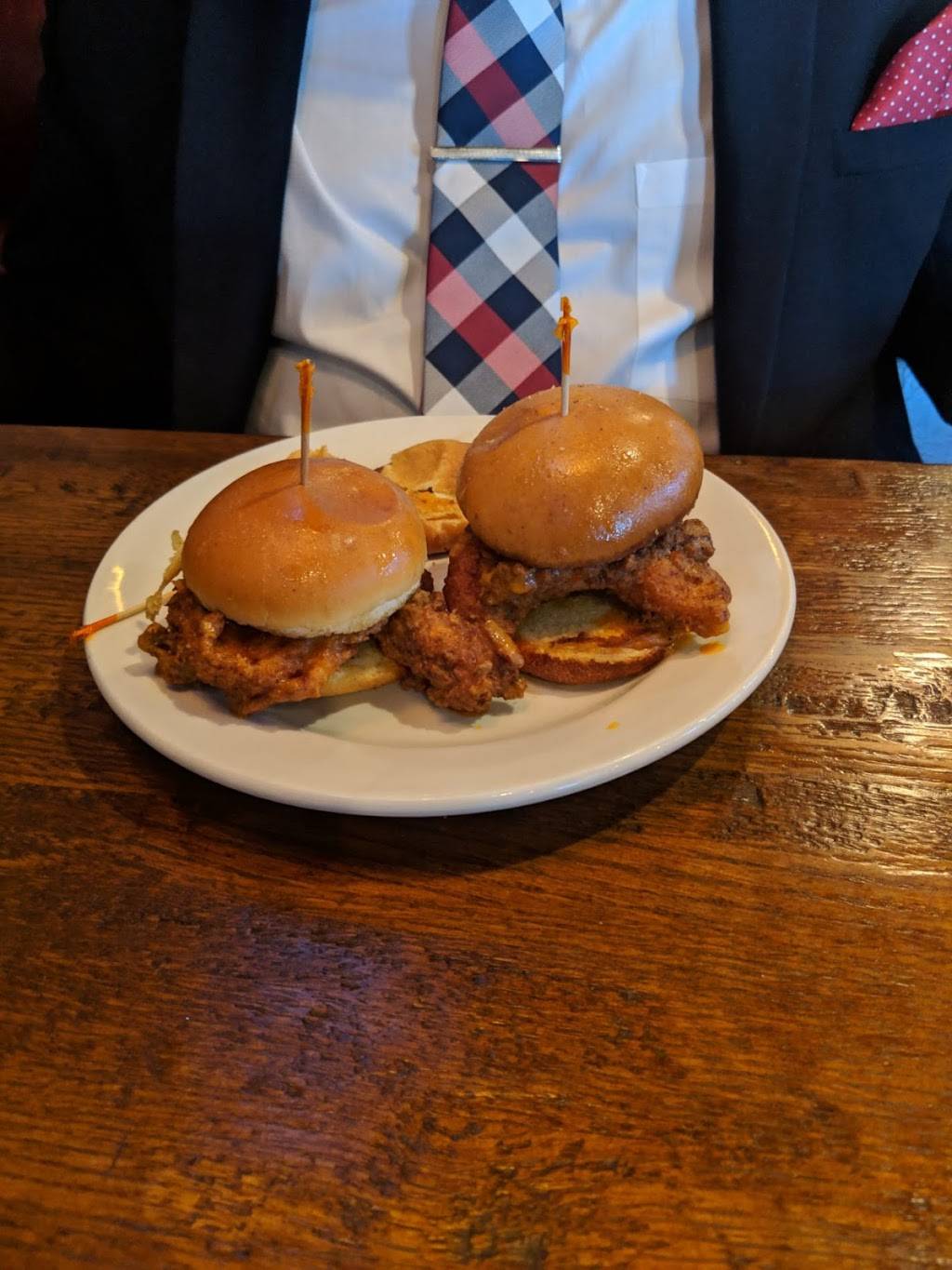 Wild Wing Cafe | restaurant | 36 Mill Rd, McDonough, GA 30253, USA | 7708982420 OR +1 770-898-2420