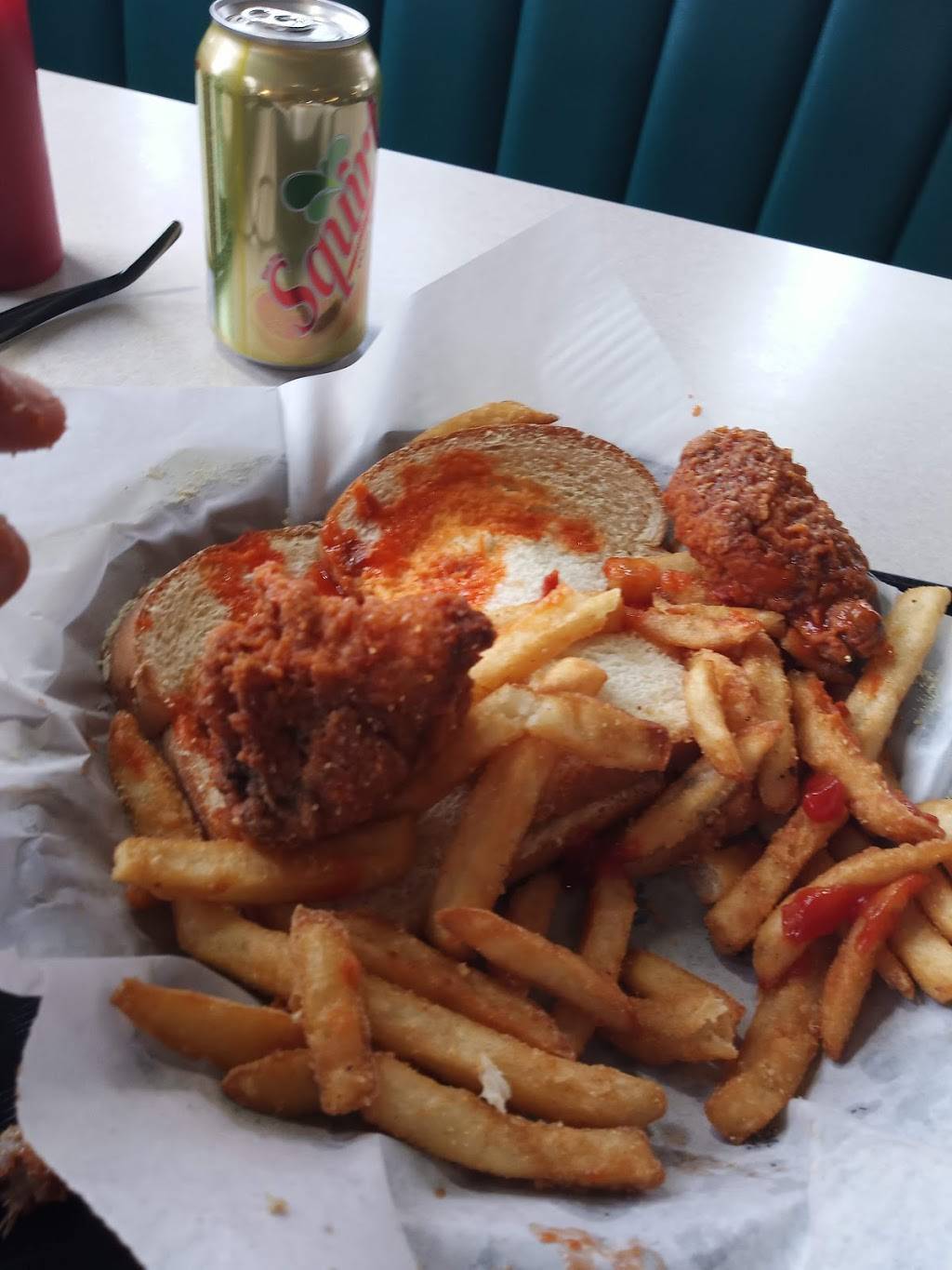 Chicago Style Kitchen | restaurant | 3905 52nd St, Kenosha, WI 53144, USA | 2625775665 OR +1 262-577-5665