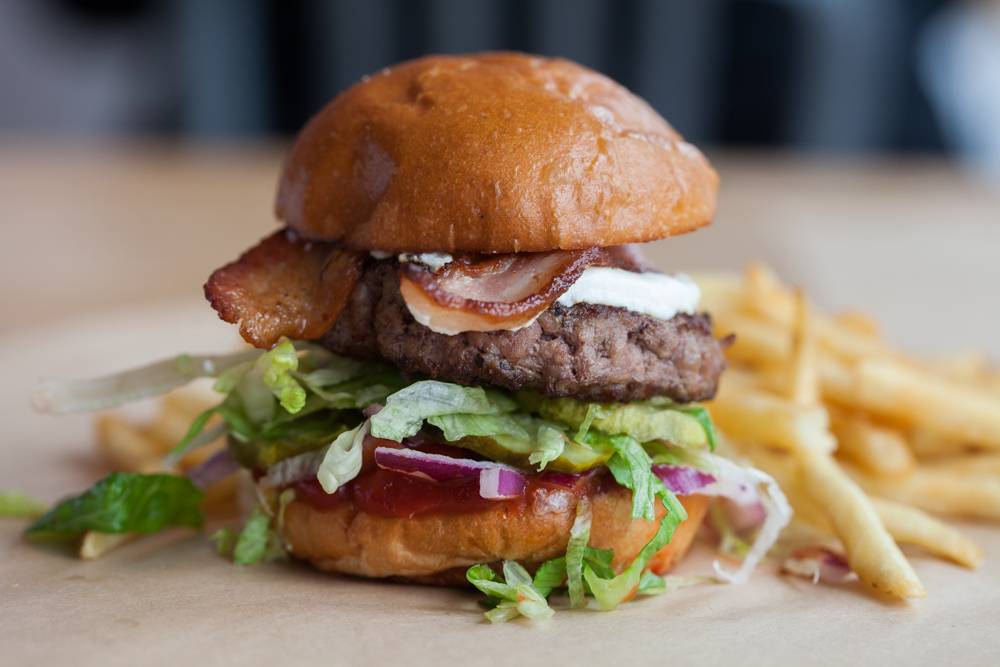 Little Big Burger Rea Farms | restaurant | 9904-F Sandy Rock Pl, Charlotte, NC 28277, USA | 9803398255 OR +1 980-339-8255