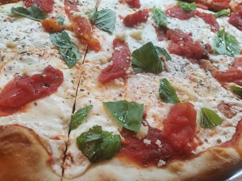 Bellapizzacoffeebar | restaurant | 4006 Junction Blvd, Corona, NY 11368, USA | 9292080085 OR +1 929-208-0085