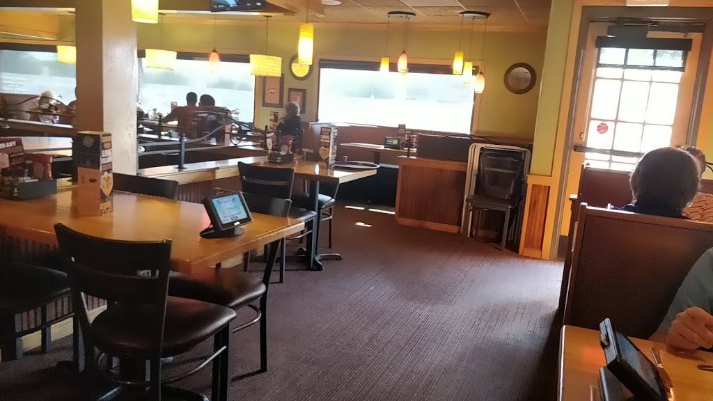 Applebees Grill + Bar | restaurant | 5880 W Peoria Ave, Glendale, AZ 85302, USA | 6238783500 OR +1 623-878-3500